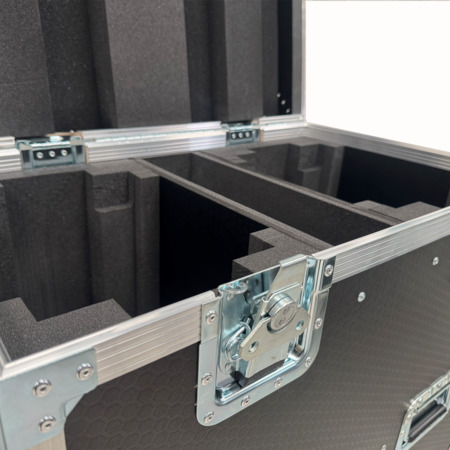 Twin Chauvet Maverick Force 2 Beamwash Flightcase